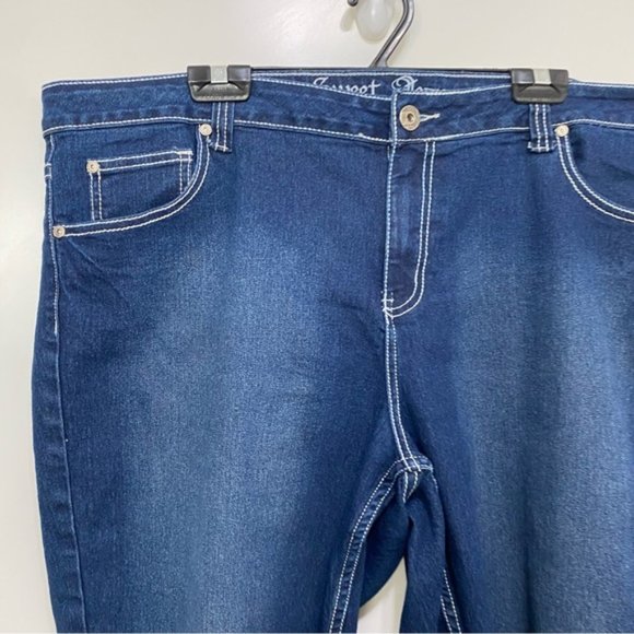 SWEET JEANS Blue Medium Dark Wash Capri Jeans Size 20 - Picture 8 of 10